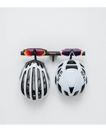 Tons Short Bar   Til To Hjelme Og To Par Cykelbriller Matsort